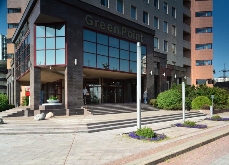 Green Point: Вид входной группы снаружи